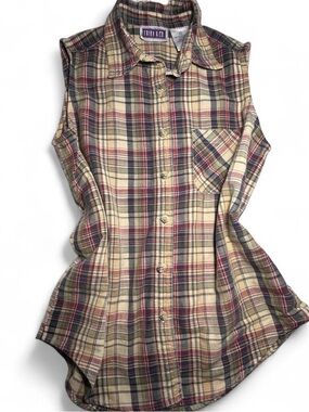 Women’s Sleeveless Plaid Button-Up Shirt - Cream Multi